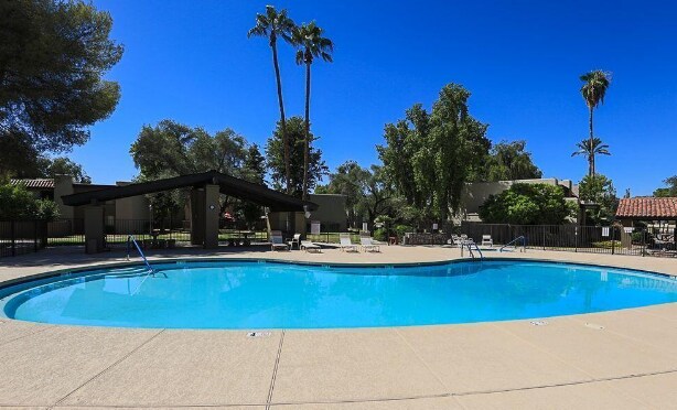 Building Photo - 4201 E Camelback Rd