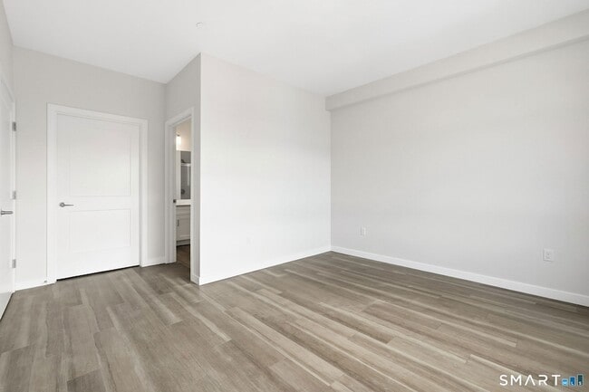 Building Photo - 71 Connecticut Ave