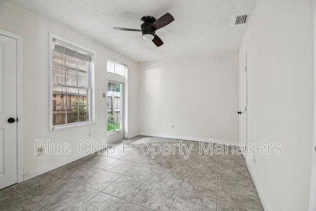 Building Photo - 43 Aegean Ave