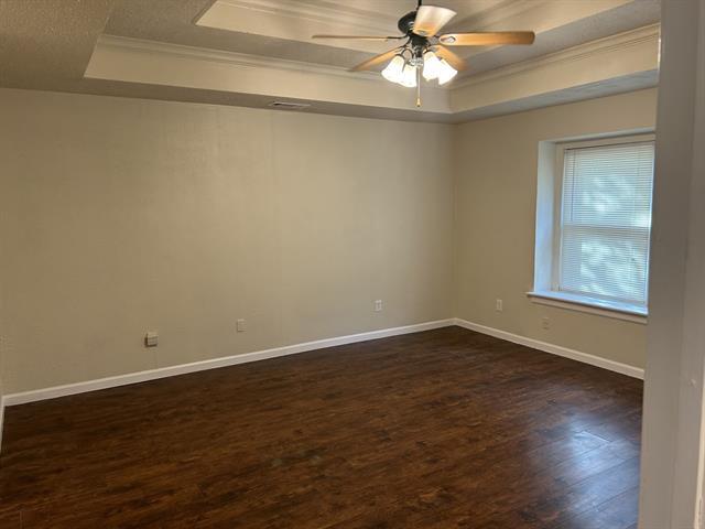 Building Photo - 624 Grande Dr