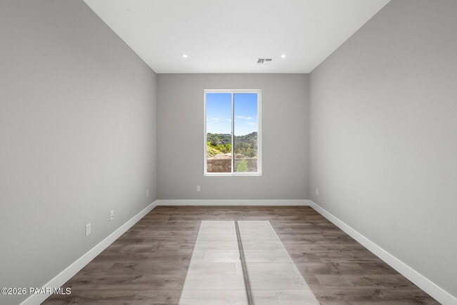 Building Photo - 1332 Rockwood Dr