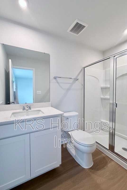 Building Photo - 315 Oldfield Dr