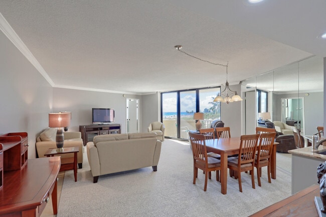 Building Photo - 2800 N Ocean Dr