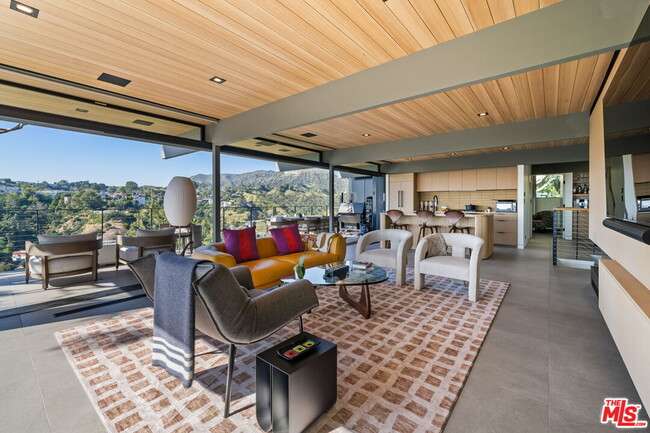 Building Photo - 5671 Spreading Oak Dr