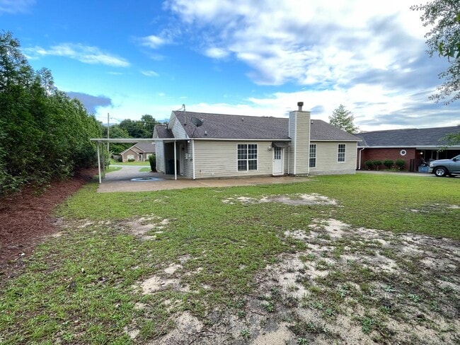 Building Photo - 32 Ml Crk Dr