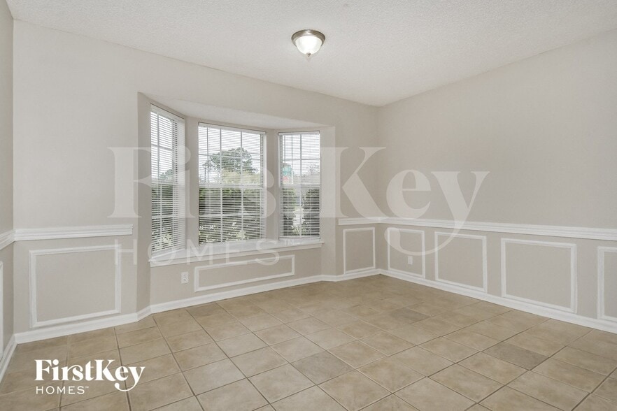 Building Photo - 12621 Ashmore Green Dr