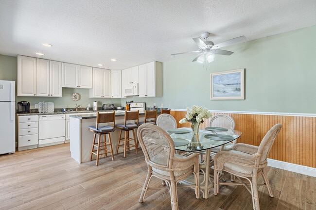 Building Photo - 1420 Ocean Way