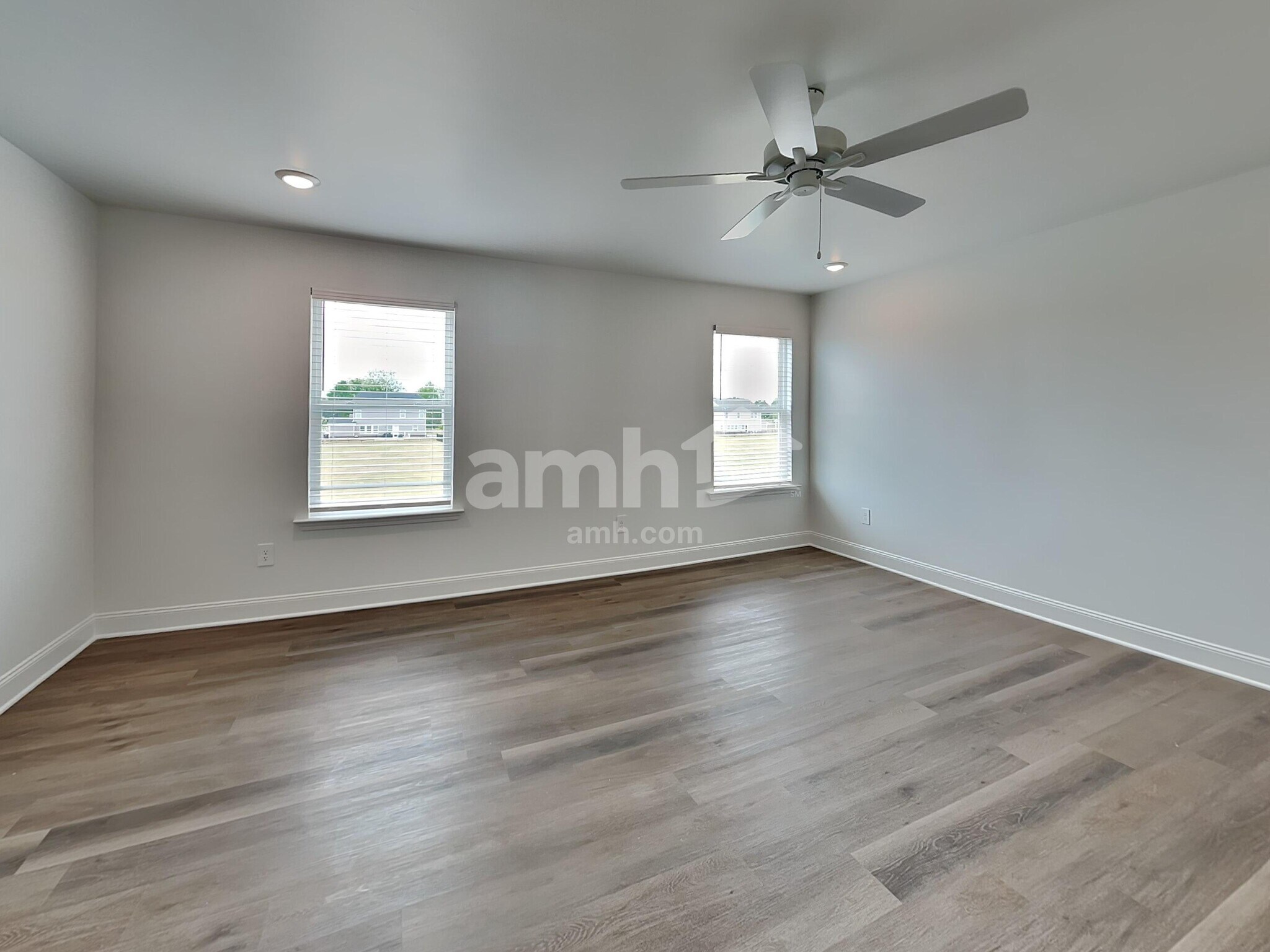 Building Photo - 330 Golucke Wy