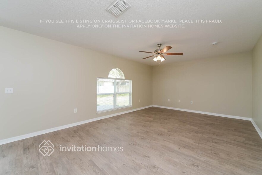 Building Photo - 2370 Sheila Dr