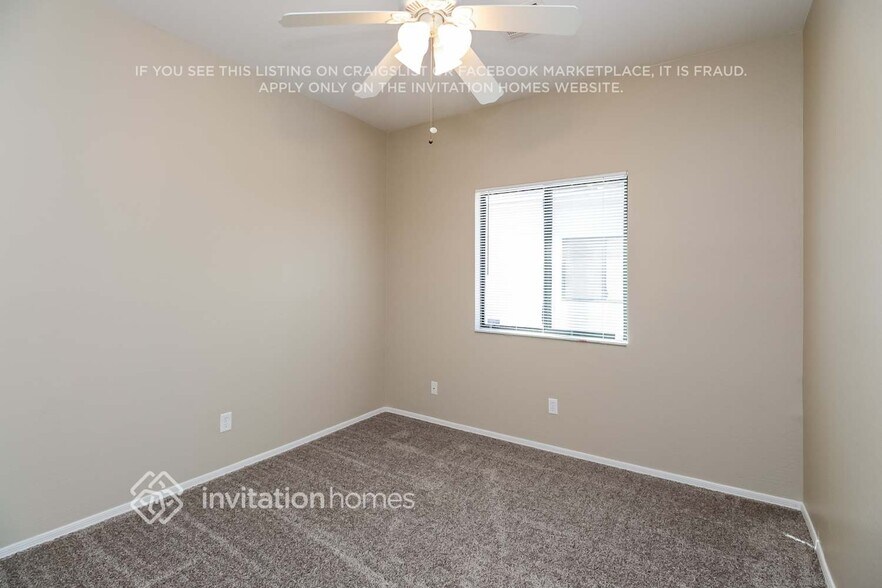 Building Photo - 922 W St Kateri Ave