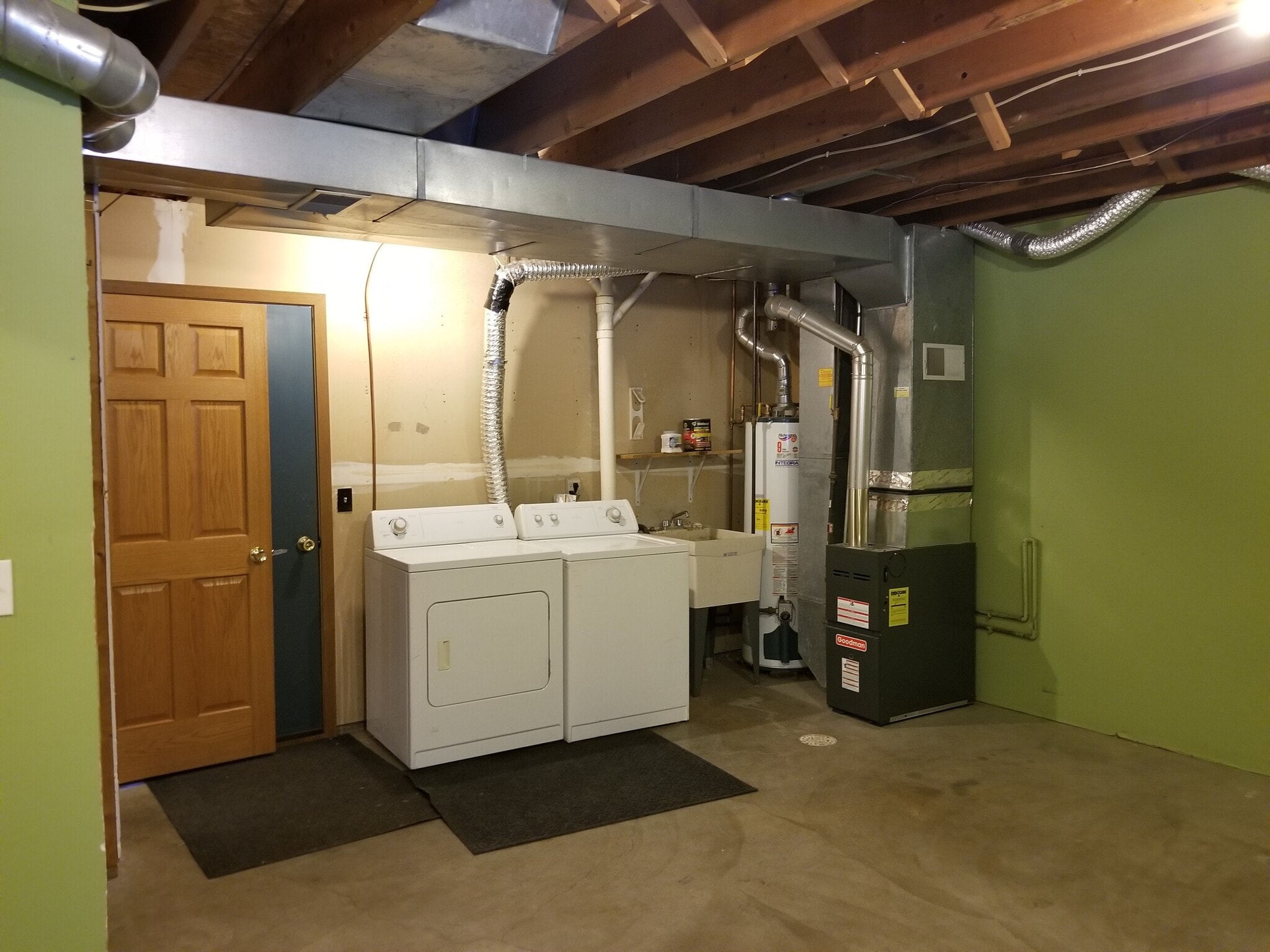 Building Photo - 220 Leighton Dr