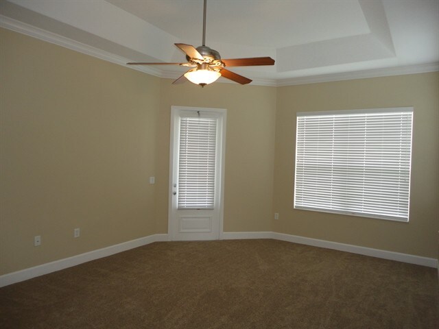Building Photo - 5750 Rusack Dr