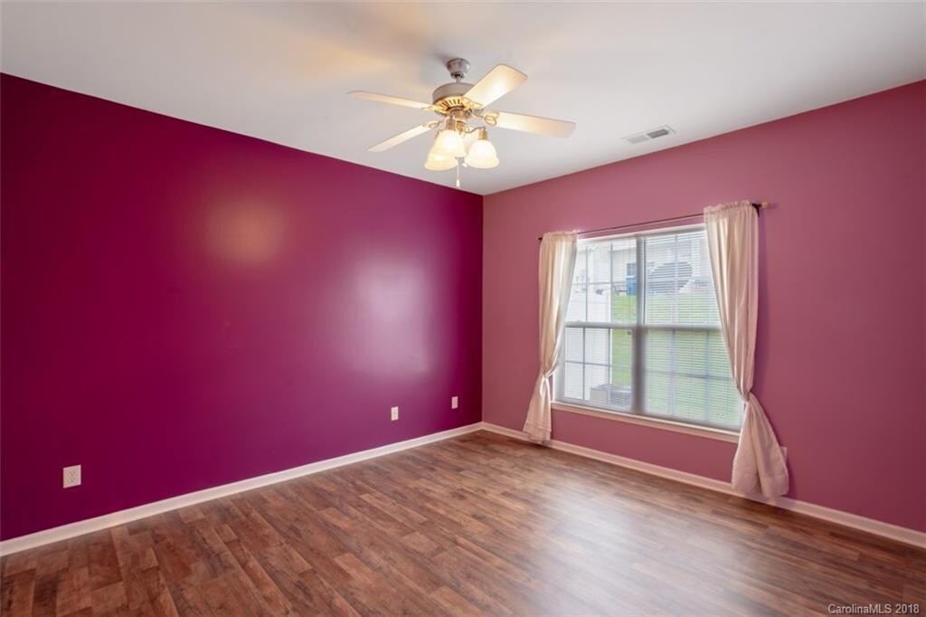 Building Photo - Room in Townhome on Stratfield Pl Cir