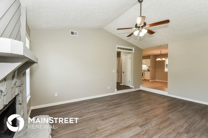 Building Photo - 8799 Parliament Pl