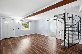 Building Photo - Lidgerwood Area 4 Bedroom 2 Bathroom Home!