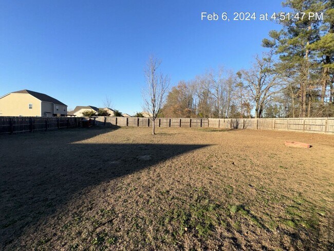 Building Photo - 118 Blackhawk Lane