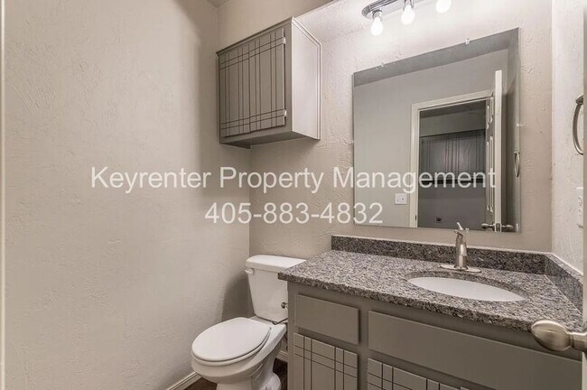 Building Photo - 9020-9020 N Rockwell Dr