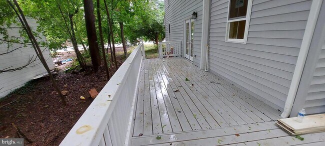 Building Photo - 4023 Jones Bridge Rd