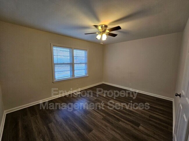 Building Photo - 2036 McPherson Drive