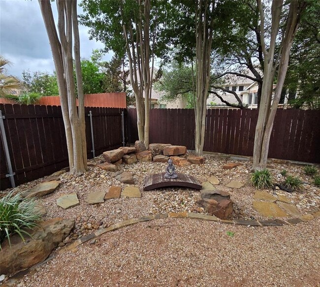 Building Photo - 8208 Endeavor Cir