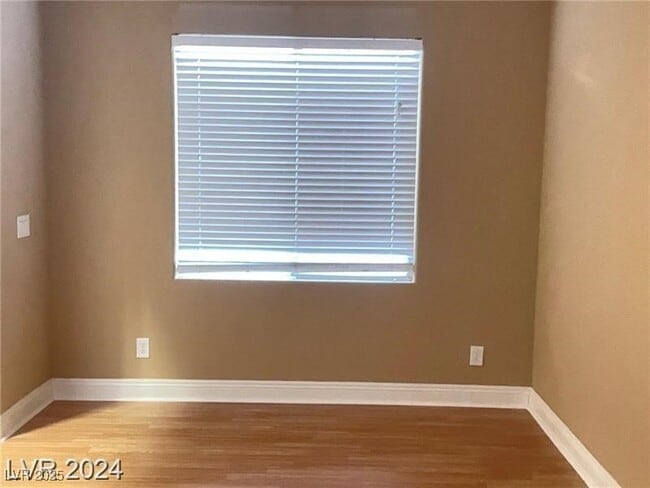 Building Photo - 5079 W Moberly Ave