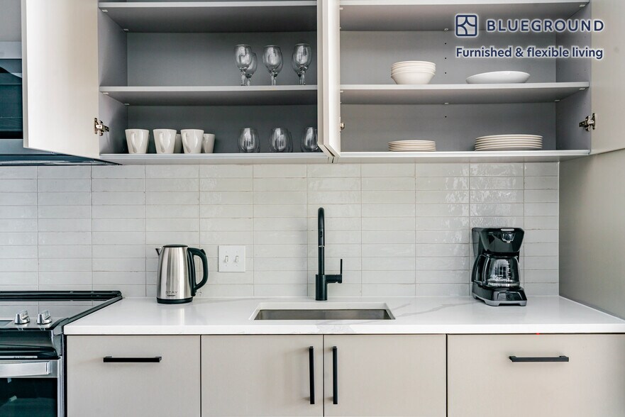 Building Photo - 1313 L St NW