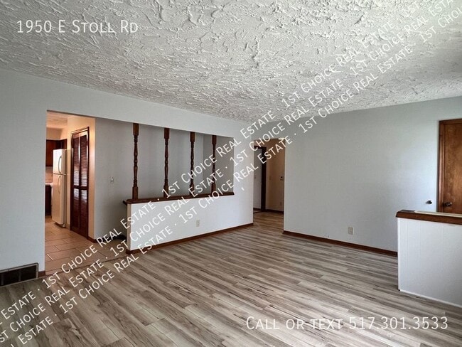 Building Photo - 1950 E Stoll Rd