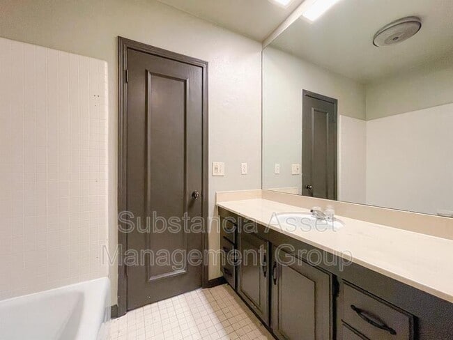 Building Photo - 2603 NW 50th St