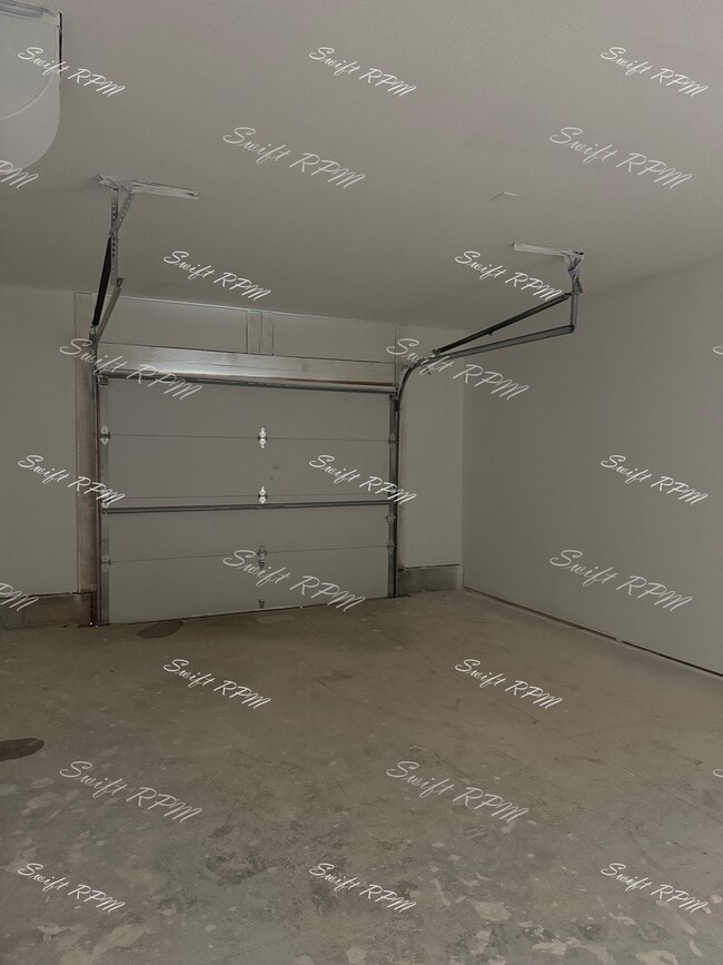 Building Photo - 1036 Oakland Ave