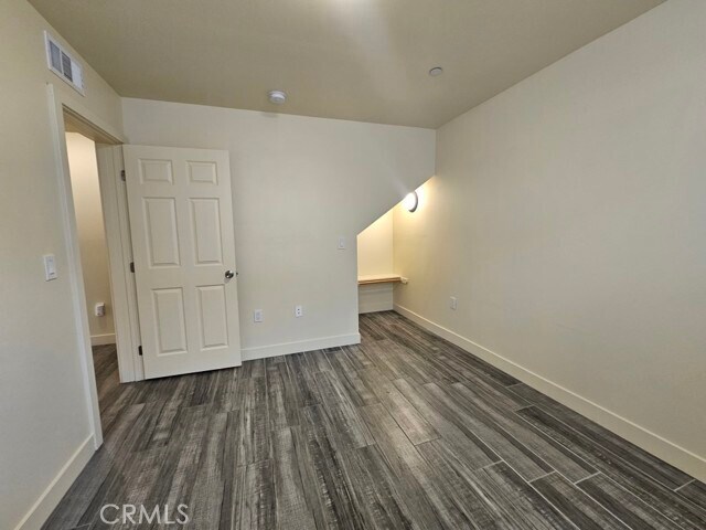 Building Photo - 1128 E 28th St