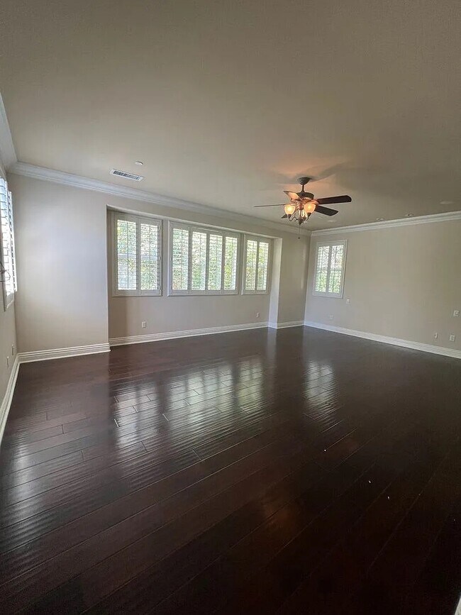 Building Photo - 26803 Mont Calabasas Dr