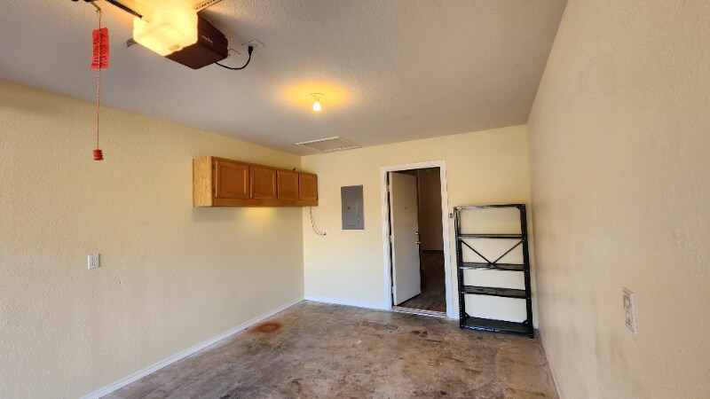 Building Photo - 2016 Lee Dr