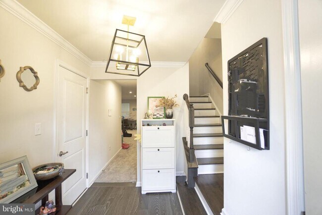 Building Photo - 202 Bamboo Dr