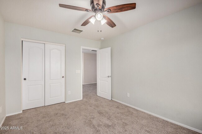 Building Photo - 305 S 165th Dr