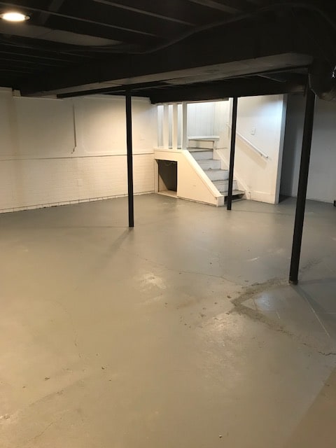 Building Photo - 37469 Charter Oaks Blvd