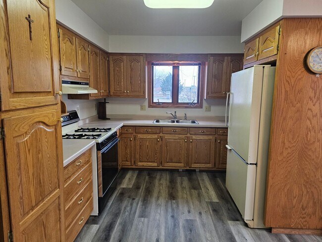 Building Photo - 1 Bed 1 Bath Single Family Home in Wisconsin Rapids