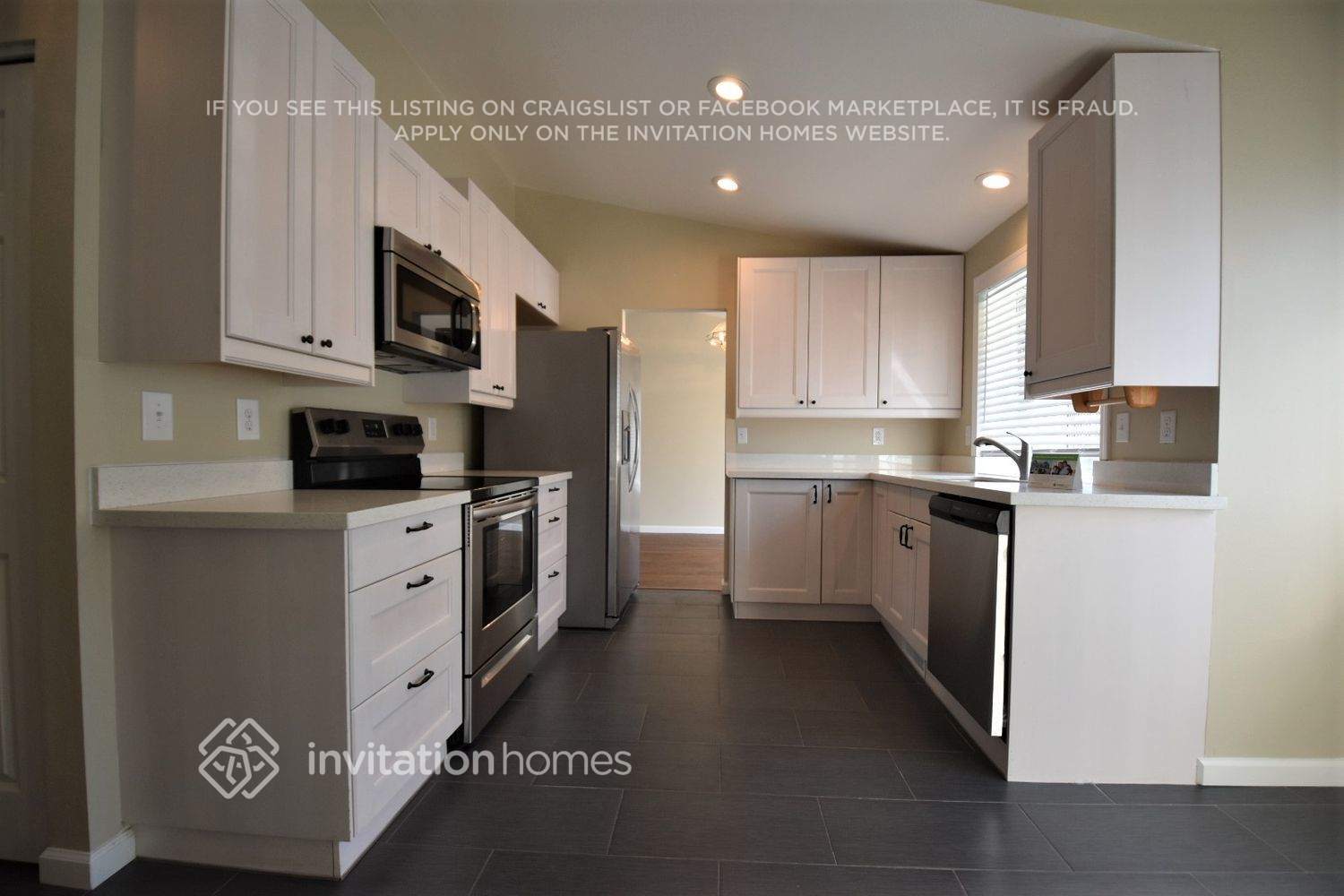 Building Photo - 4709 Mill Pond Dr SE