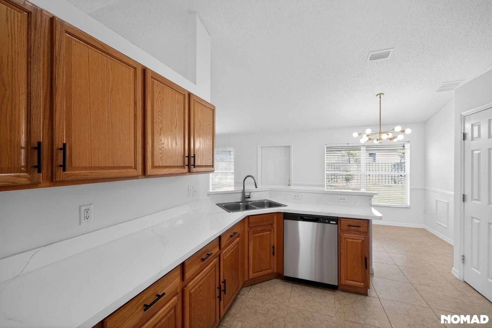 Building Photo - 1281 SW San Esteban Ave