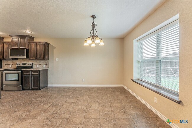 Building Photo - 3801 Appalachian Trl