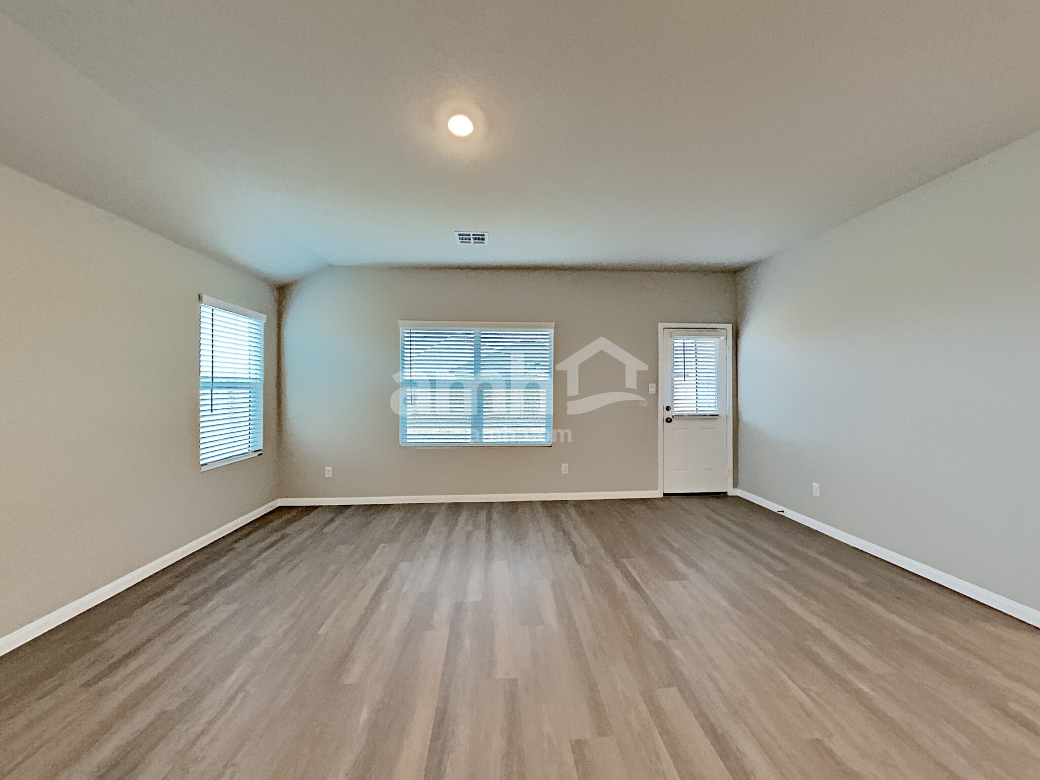 Building Photo - 2701 Iberia Ct