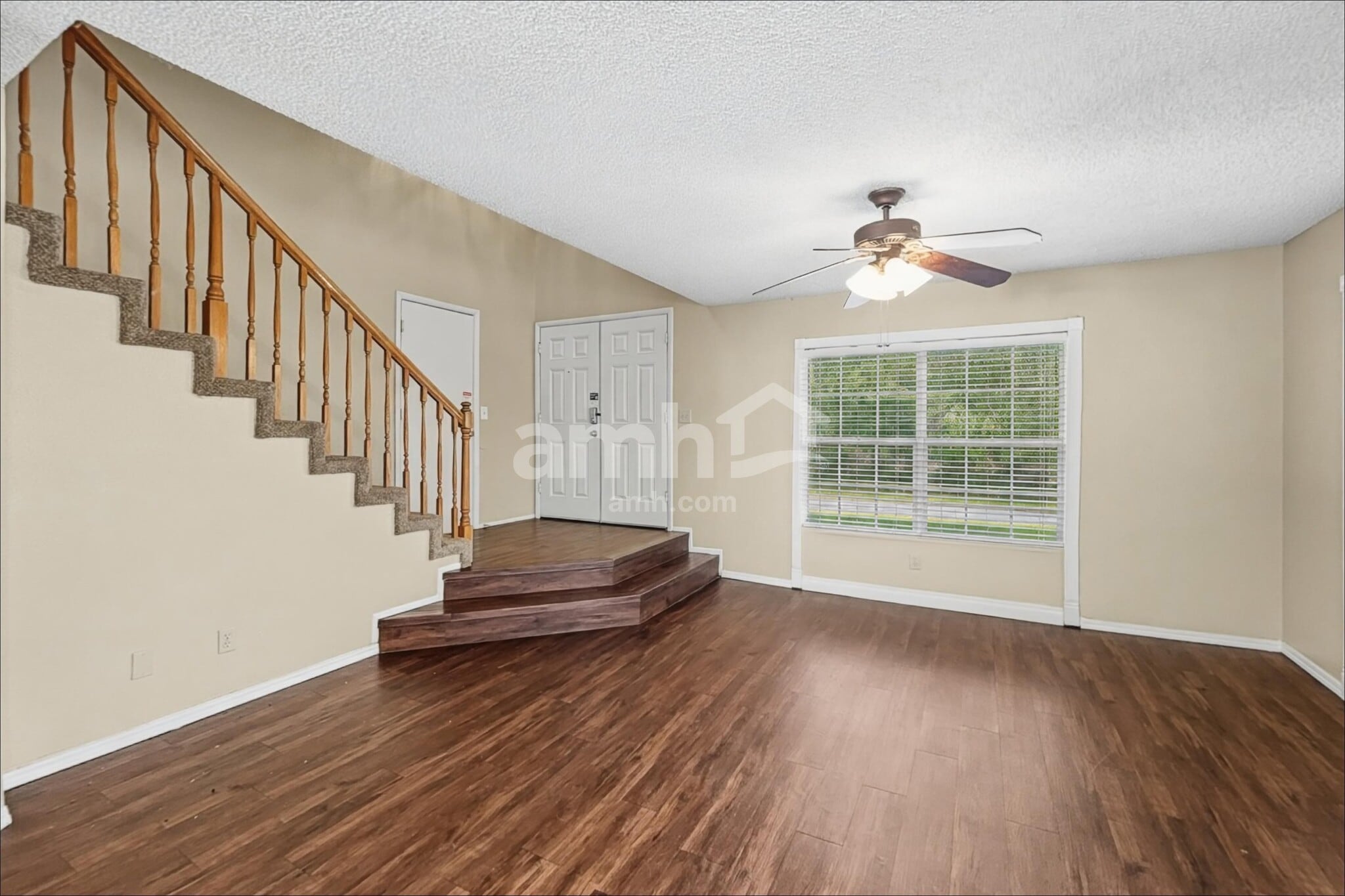 Building Photo - 1474 Lodgepole Dr