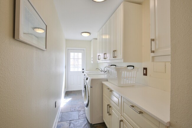 Building Photo - 927 80th St NW