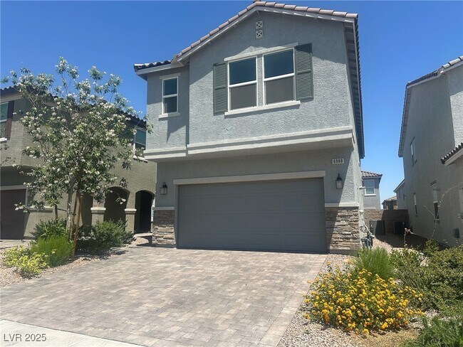 Building Photo - 6988 Sylmar Ave