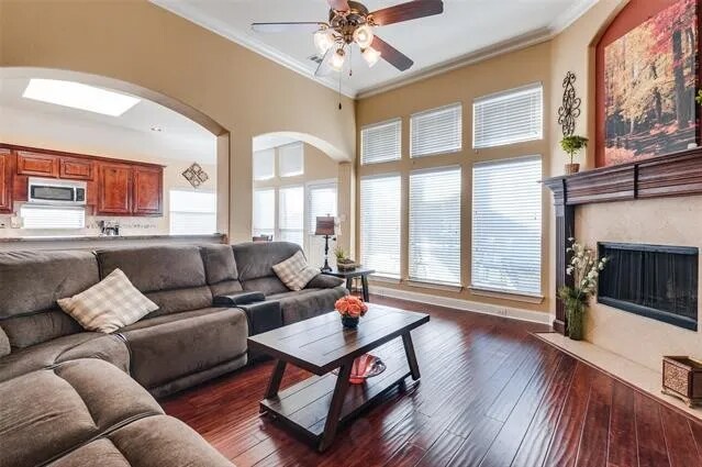 Building Photo - 1734 Boxwood Ln