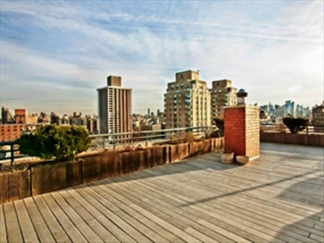 Building Photo - 250 W 89th St