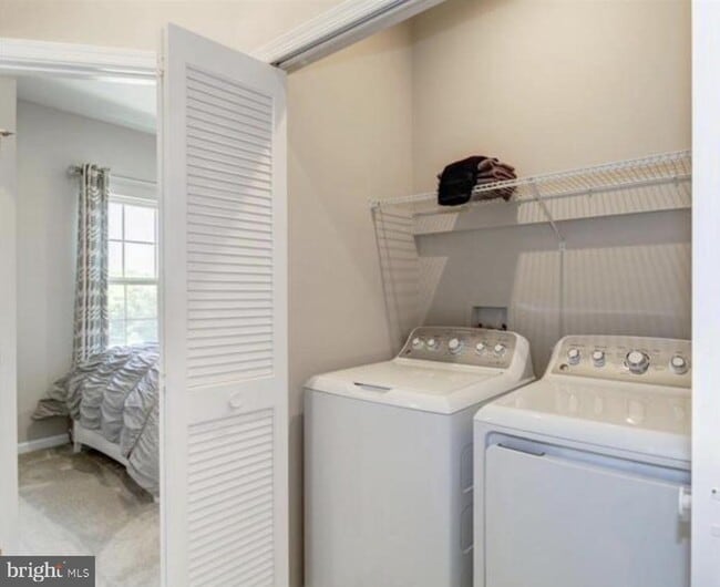 Building Photo - 5050 Orchid Bnd