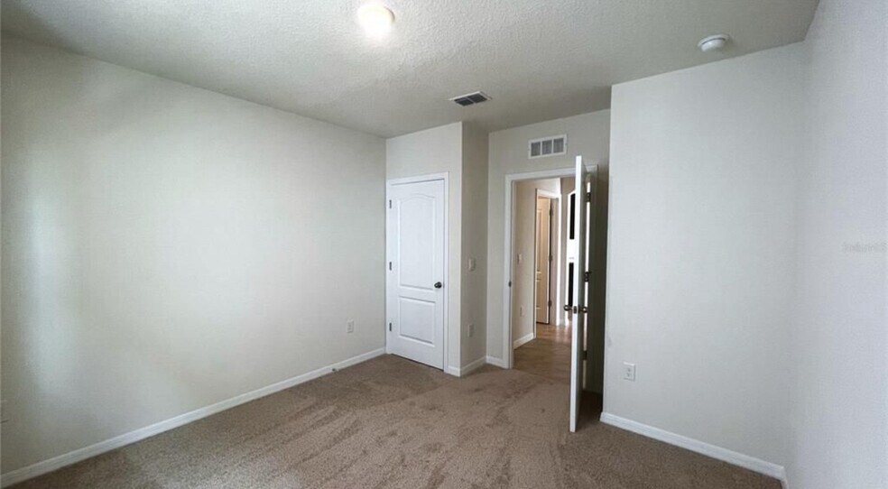 Building Photo - 2703 Sunkissed Dr