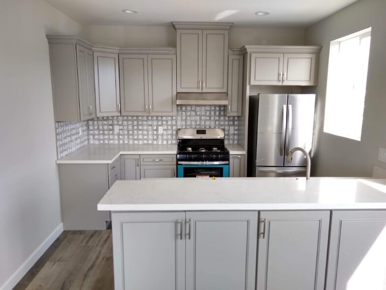 Building Photo - 12120 La Maida St