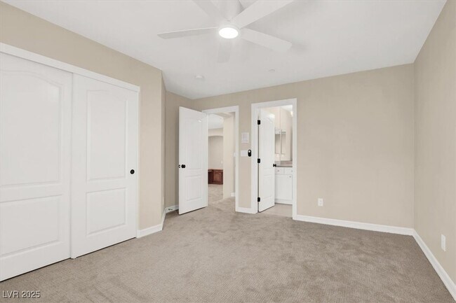 Building Photo - 74 Contrada Fiore Dr