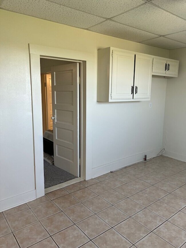 Building Photo - 755 CR 149